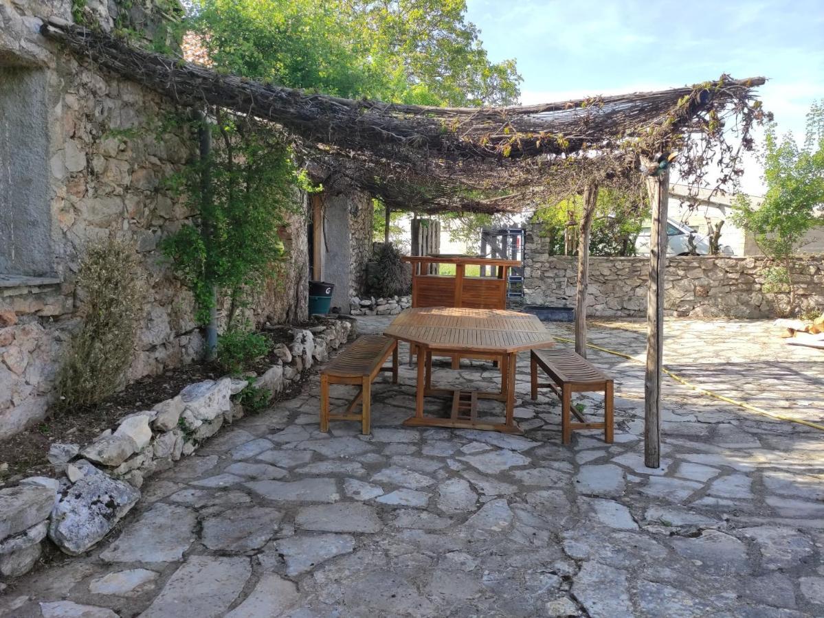 Gite De Navacelles Blandas Exterior photo